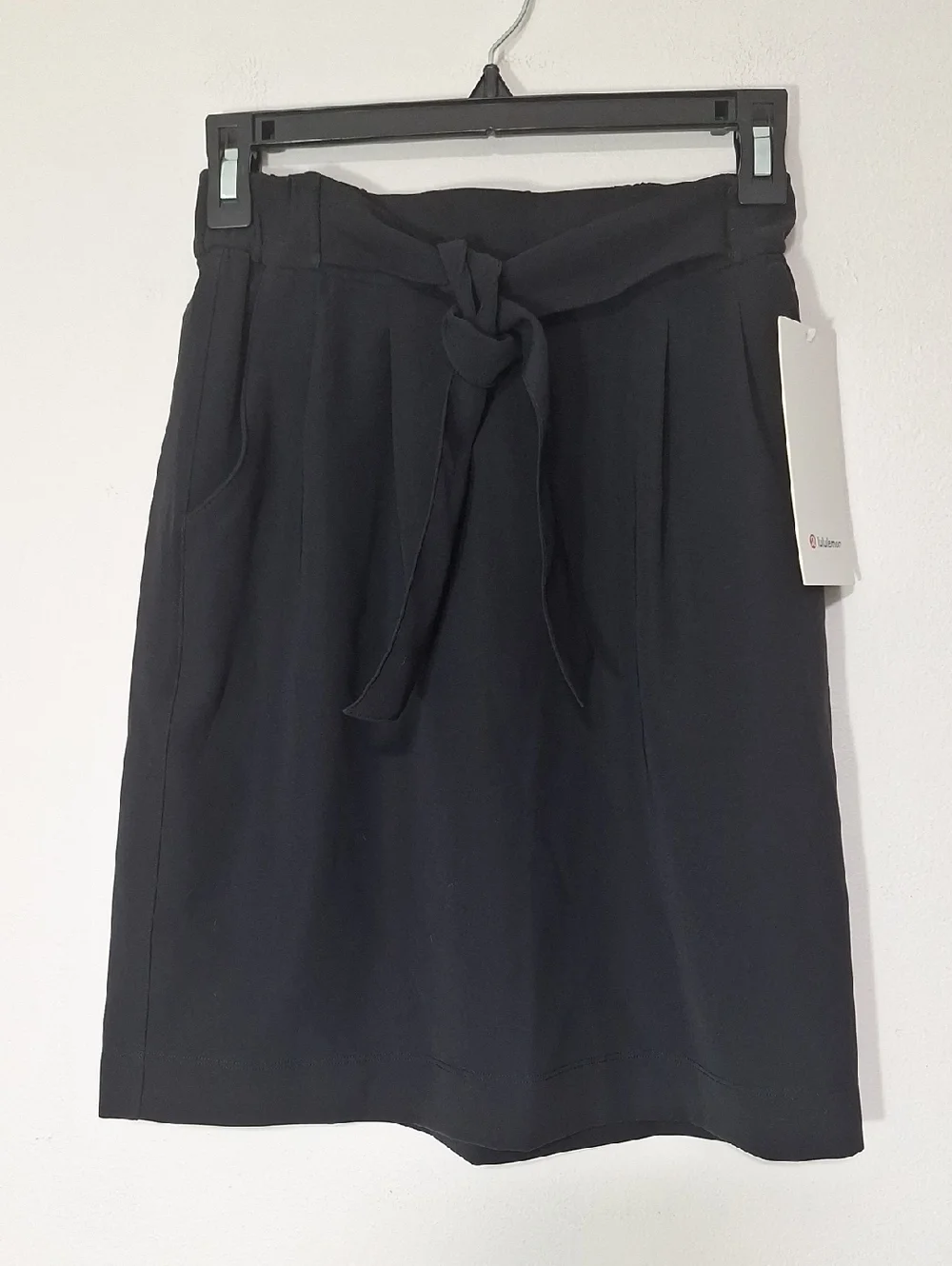Lululemon athletica Noir Skirt Black Tie-Waist Mini